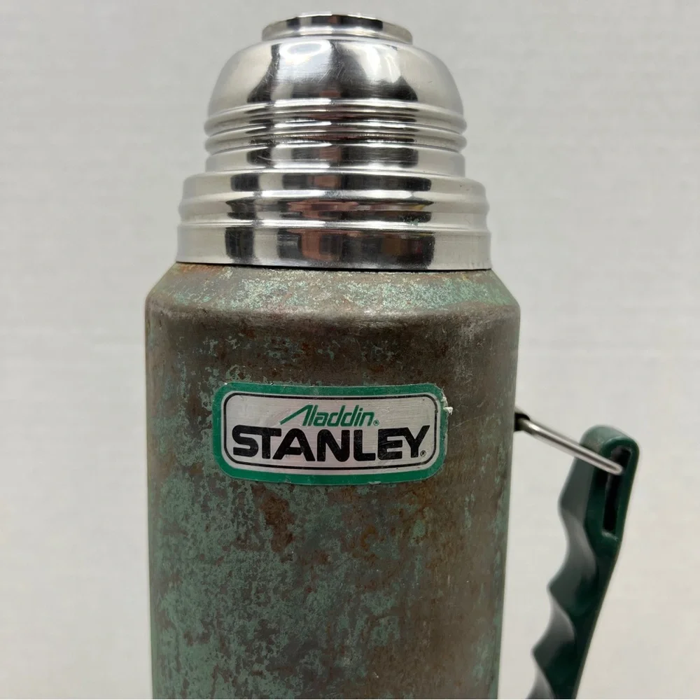 VINTAGE ALADIN STANLEY Thermos 1QT Green Hammertone | 1980s Hot/Cold Bottle
